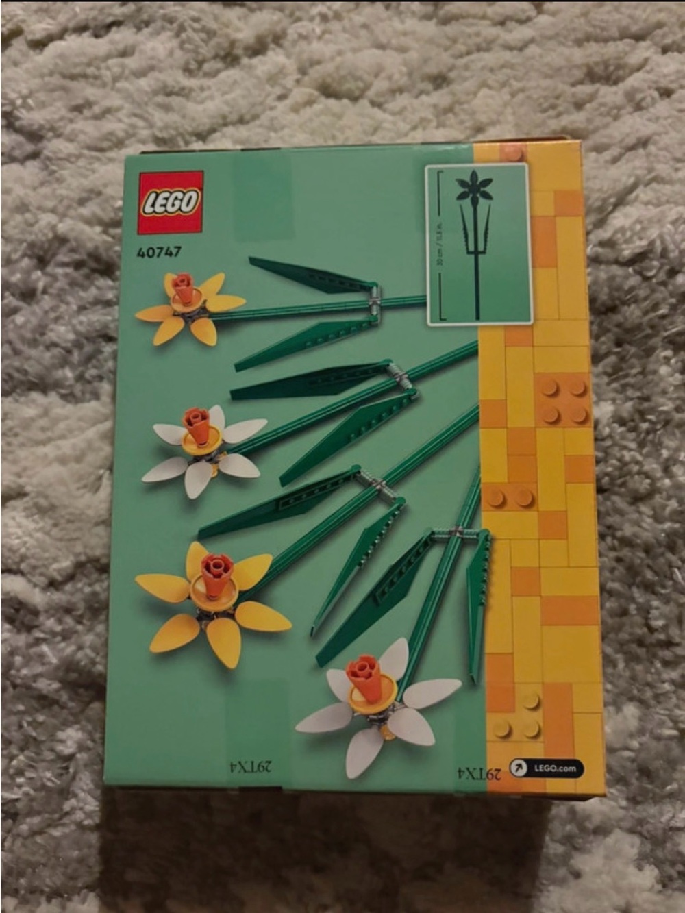 NEW Lego Daffodils